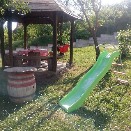 Apartmani Jankovic Vrdnik Esterno foto
