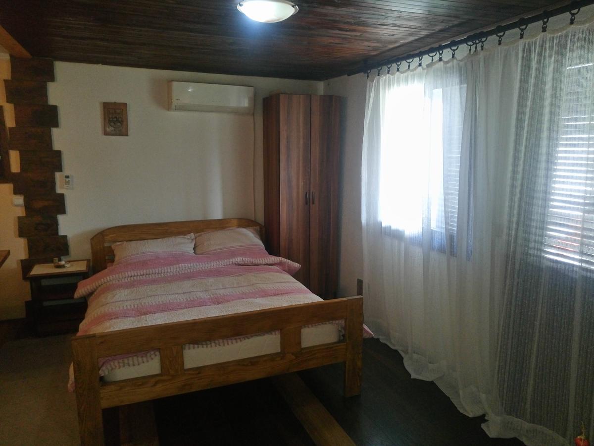 Apartmani Jankovic Vrdnik Esterno foto