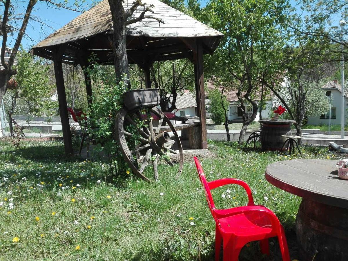 Apartmani Jankovic Vrdnik Esterno foto