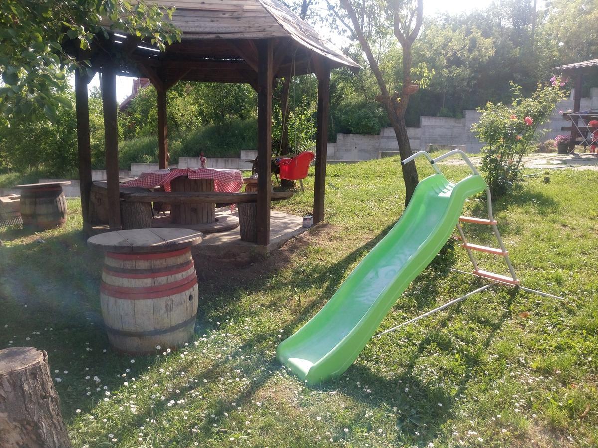 Apartmani Jankovic Vrdnik Esterno foto
